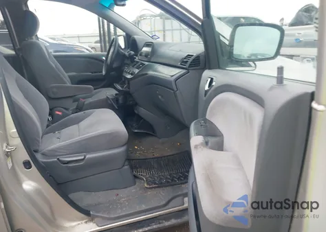 2007 Honda Odyssey Lx z USA, uszkodzony, nr VIN 5FNRL38277B092953